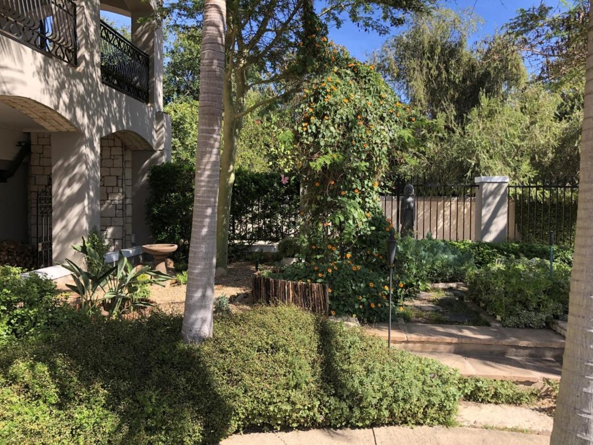 African Palm Cottage And Guesthouse Durbanville Buitenkant foto