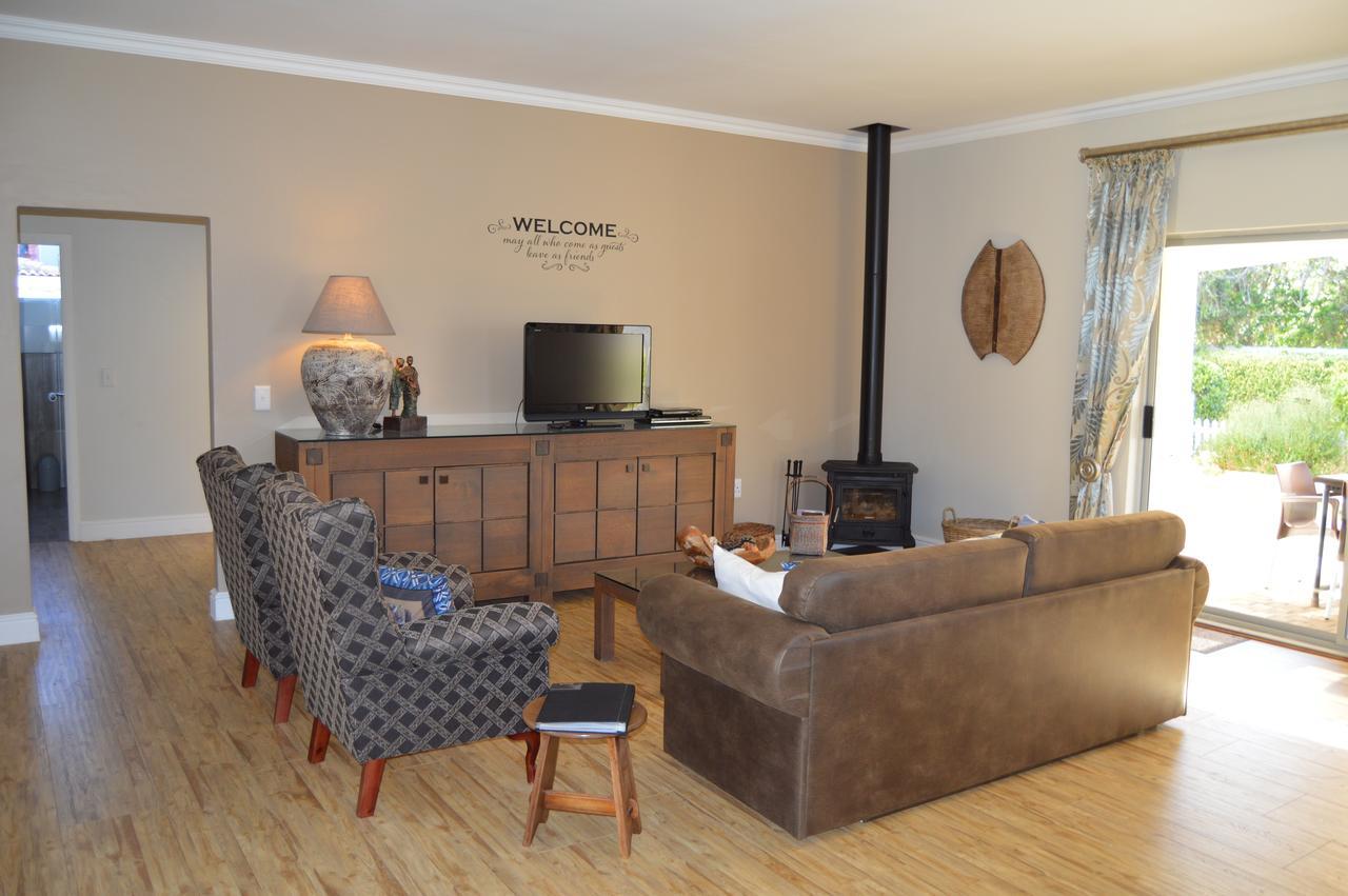 African Palm Cottage And Guesthouse Durbanville Buitenkant foto