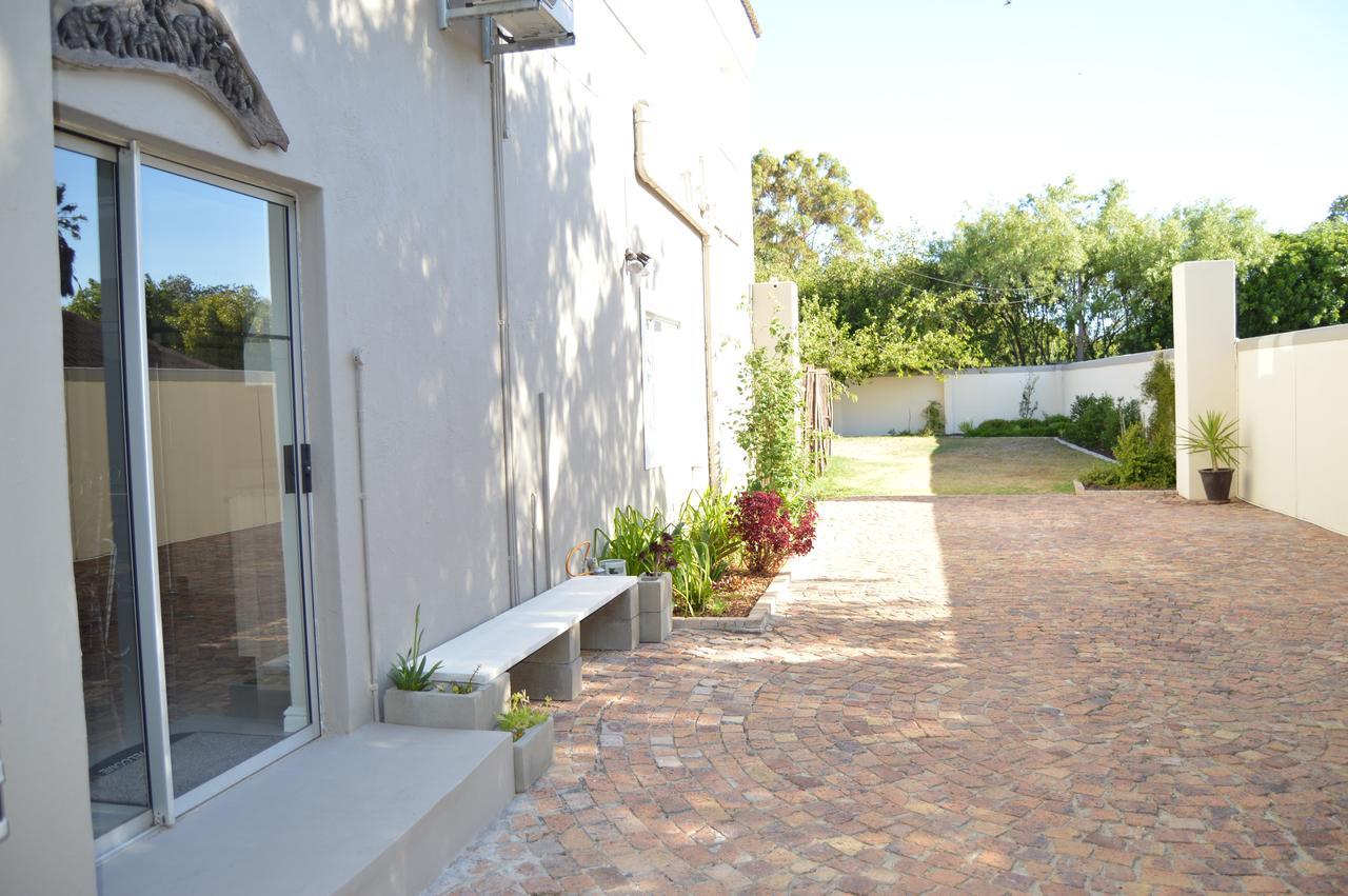 African Palm Cottage And Guesthouse Durbanville Buitenkant foto