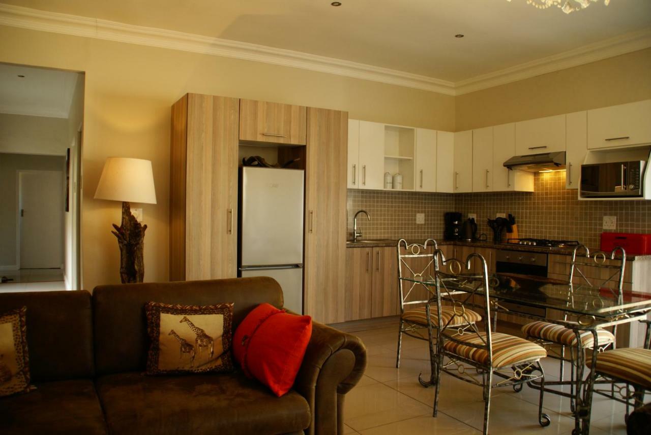 African Palm Cottage And Guesthouse Durbanville Buitenkant foto