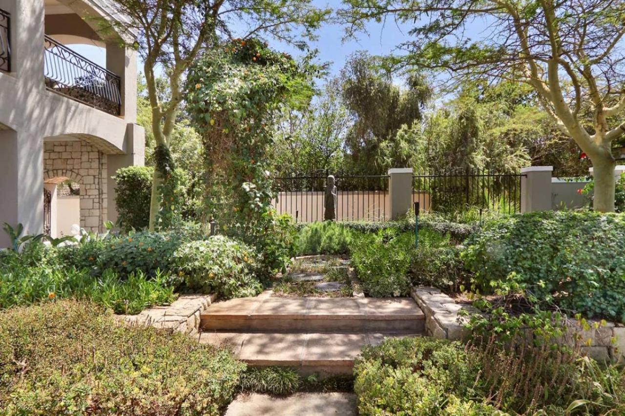 African Palm Cottage And Guesthouse Durbanville Buitenkant foto
